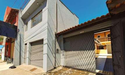 Casa para Venda em Suzano, Jardim Revista, 2 dormitórios, 2 suítes, 4 banheiros, 4 vagas