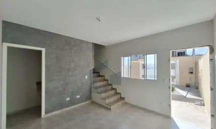 Sobrado para Venda em Itaquaquecetuba, Parque Residencial Marengo, 2 dormitórios, 2 banheiros, 2 vagas