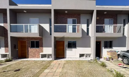 Casa em Condomínio para Venda em Suzano, Parque Santa Rosa, 2 dormitórios, 2 banheiros, 2 vagas