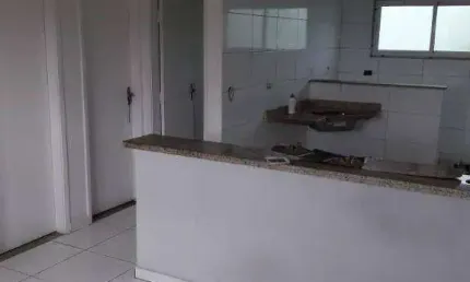 Casa com 2 quartos para alugar por R$ 1.400/mês - Parque das Américas - Praia Grande/SP