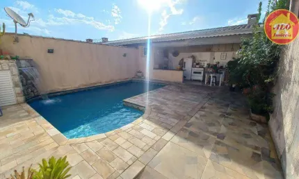 Casa com 2 quartos à venda por R$ 710.000 - Caiçara - Praia Grande/SP