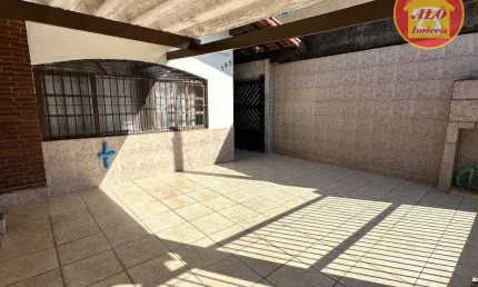 Casa com 3 dormitórios à venda, 90 m² por R$ 535.000 - Vila Tupi - Praia Grande/SP