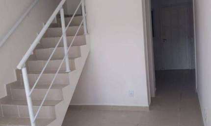 Sobrado com 2 quartos à venda, 54 m² por R$ 260.000 - Jardim Melvi - Praia Grande/SP