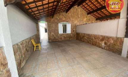 Casa com 3 dormitórios à venda, 194 m² por R$ 750.000 - Vila Guilhermina - Praia Grande/SP