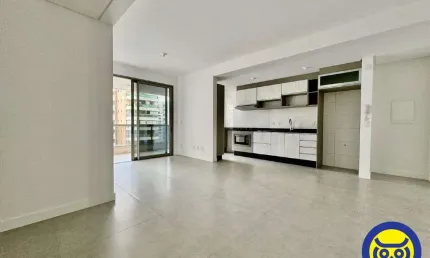 NOVO - PROX. BEIRAMAR SHOPPING - 3 DORMITÓRIOS (1 SUÍTE) - LAVABO - 2 VAGAS LIVRES E COBERTAS!