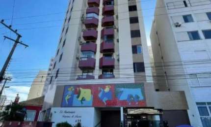 Apartamento com 100m² , 2 quartos e vaga de garagem no Centro de Florianópolis