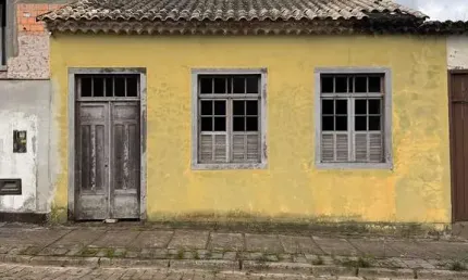 SALA COMERCIAL A VENDA NO CENTRO HISTORICO, EM SÃ0  FRANCISCO DO SUL,SC.