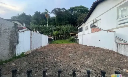 TERRENO A VENDA NO CENTRO DE SÃO FRANCISCO DO SUL,SC.