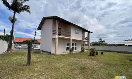 Casa com 5 quartos à venda na Rua Dionizio Cerqueira, Ubatuba, São Francisco do Sul