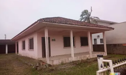 Casa com 3 quartos à venda na Rua Angelina, Ubatuba, São Francisco do Sul