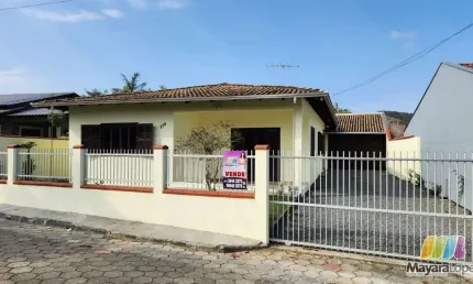 Casa com 3 quartos à venda na Rua Madagascar, Forte, São Francisco do Sul