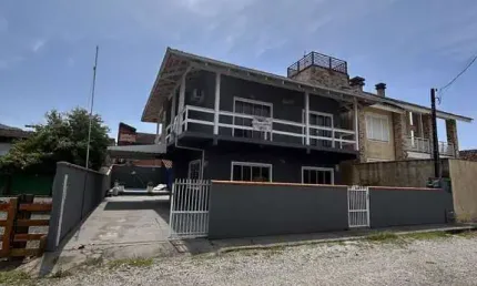 Casa com 5 quartos à venda na Rua Cairo, Ubatuba, São Francisco do Sul