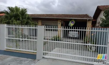 Casa com 3 quartos à venda na Rua Imigrantes, Ubatuba, São Francisco do Sul