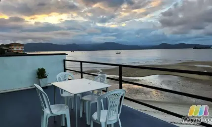 CASA BEIRA MAR NO BAIRRO DO PAULAS - SÃO FRANCISCO DO SUL.