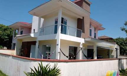 Casa com 3 quartos à venda na Rua Benedito Novo, Ubatuba, São Francisco do Sul