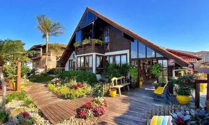 Sobrado com 3 dormitórios à venda, 164 m² - Praia de Ubatuba - São Francisco do