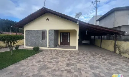 CASA A VENDA NA REGIÃO CENTRAL, SÃO FRANCISCO DO SUL, SC