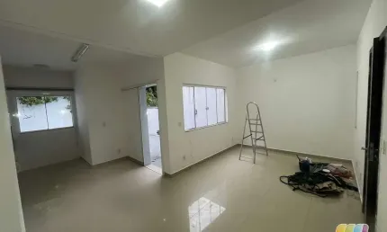 CASA GEMINADA PARA LOCAÇÃO NA REGIÃO CENTRAL, EM SÃO FRANCISCO DO SUL,SC
