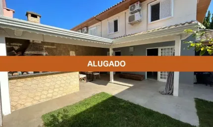 Casa em condomínio fechado com 3 quartos para alugar na Avenida Antônio Pincinato, Recanto Quarto Centenário, Jundiaí, 120 m2 por R$ 6.000