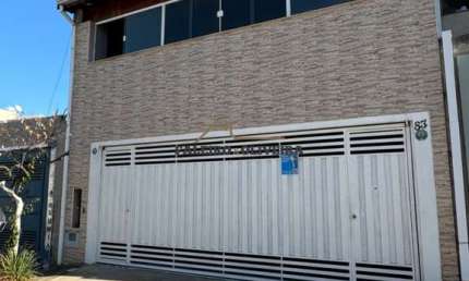 Casa com 4 quartos à venda na Rua Helena Facca Pincinato, 83, Residencial Santa Giovana, Jundiaí por R$ 795.000
