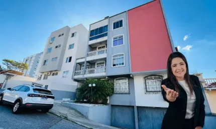 Apartamento com 3 quartos à venda na Rua Renato Ramos da Silva, 282, Barreiros, São José, 105 m2 por R$ 530.000