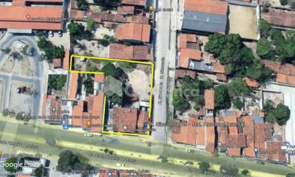Terreno à venda na Avenida Dom Almeida Lustosa, Marechal Rondon (Jurema), Caucaia