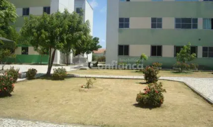 Apartamento à Venda no Bairro Cajazeiras em Fortaleza/CE