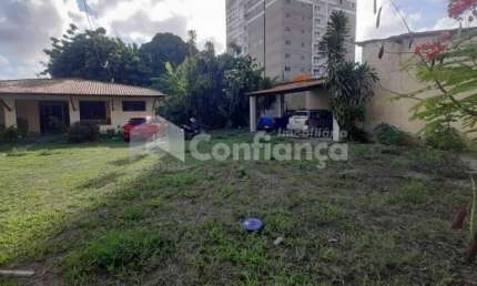 Terreno à venda na Avenida Doutor Silas Munguba, Itaperi, Fortaleza