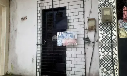 Casa com 2 quartos à venda na Rua Hipólito Pamplona, 745, Antônio Bezerra, Fortaleza