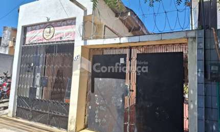 Casa com 3 quartos à venda na Rua Teodomiro de Castro, 4321, Álvaro Weyne, Fortaleza