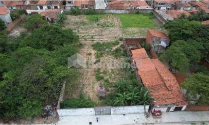 Terreno á Venda no Parque Presidente Vargas- Fortaleza/CE