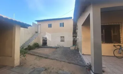 Casa com 5 quartos para alugar na Rua General Alípio dos Santos, 1385, Quintino Cunha, Fortaleza