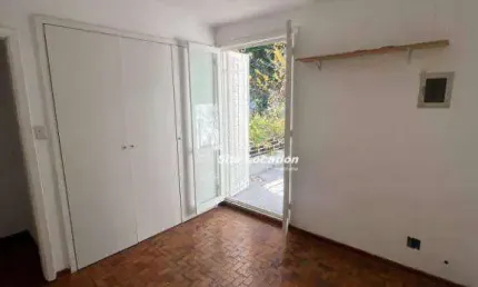 Casa com 2 quartos para alugar na Rua Doutor Silvino Canuto Abreu, Campo Belo, São Paulo