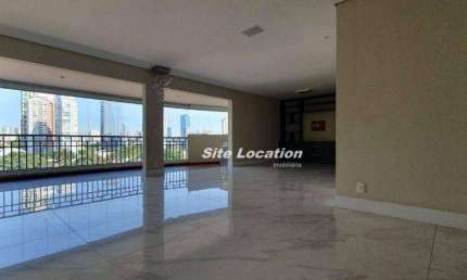 114385 170 m² 3 dormitórios sendo 3 suítes com 2 vagas