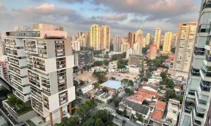 120752  Apto mobiliado com bastante armários planejados em condomínio com lazer de clube.