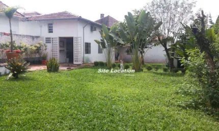121596 Casa com Terreno Enorme ZM com potencial de mudança para ZEU