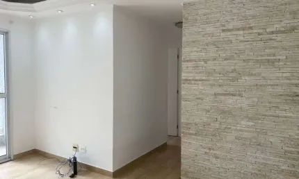 Apartamneto com 2 quartos para alugar na vila talarico