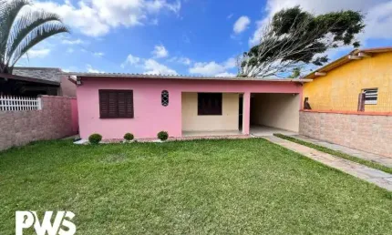 CASA COM 03 DORMITÓRIOS PRÓXIMO DA MAR EM TRAMANDAÍ