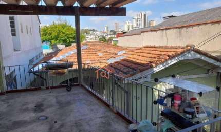 Casa com 176 m2 de terreno em otima localizaçao na regiao da Saude!