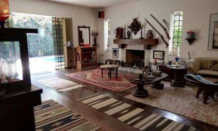 Sobrado com 3 dormitórios à venda, 430 m² por R$ 5.800.000 - Gramado - Cotia/SP