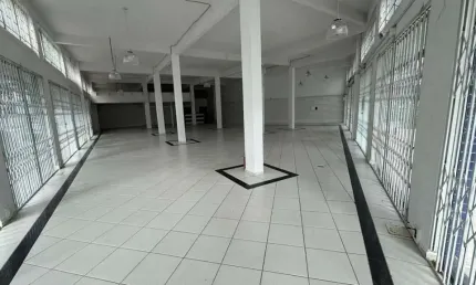 Ponto Comercial para Locação em Balneário Camboriú, Centro