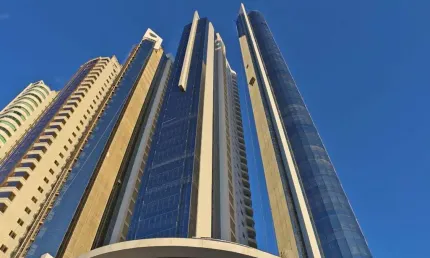 Apartamento para Locação em Balneário Camboriú, Centro, 4 suítes, 4 vagas