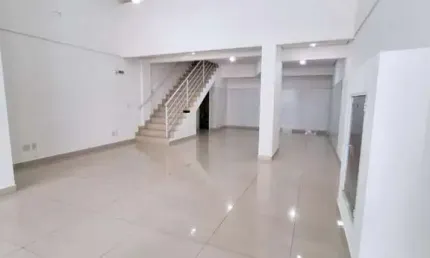 Ponto Comercial para Locação em Balneário Camboriú, Centro, 1 banheiro, 1 vaga