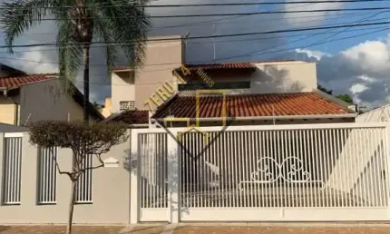 Casa com 4 quartos à venda na Vila Brunhari, Bauru 