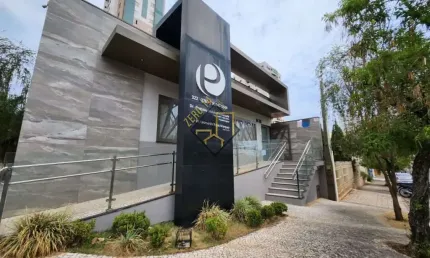 Prédio Comercial para locação com 5 salas na Vila Nova Cidade Universitária - Bauru/SP