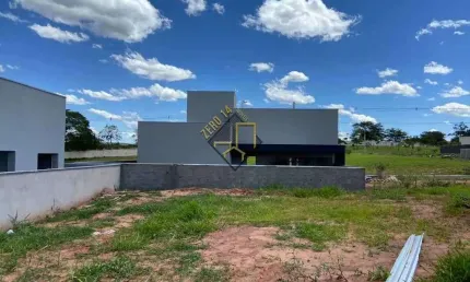 Terreno em condomínio fechado à venda no Residencial Villa de Leon, Piratininga 