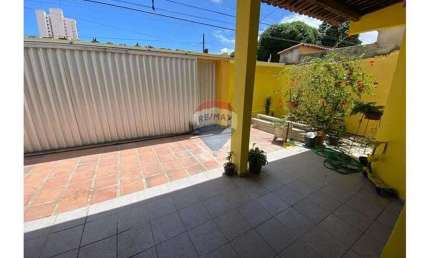 Casa com 3 quartos à venda na Rua Abraham Tahim, 11906, Capim Macio, Natal