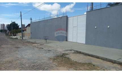 Barracão / Galpão / Depósito para alugar no Candelária, Natal 