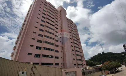 Apartamento 3/4 no Tirol – Espaço, Conforto e 2 Vagas no Cond. Maria Clara!