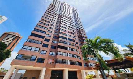 Belo apt. mobiliado no Ed. Studio da Praia em Ponta Negra, com 2 suítes